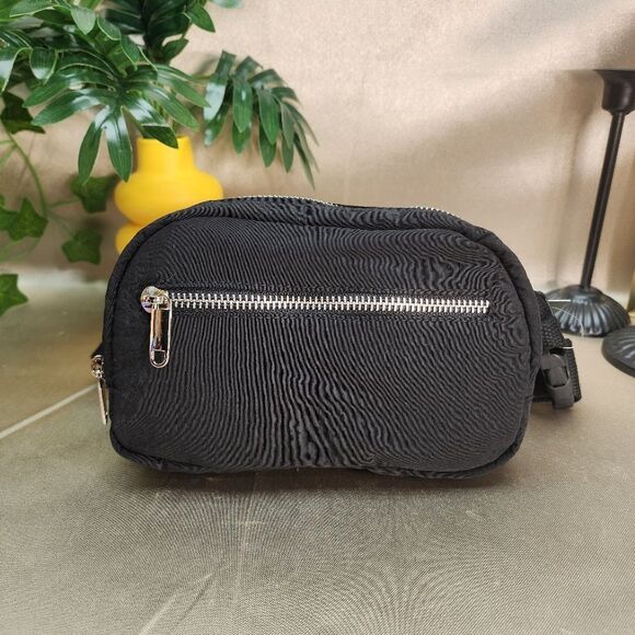 NWT Wild Fable Bum Bag / Fanny Pack - Picture 4 of 15